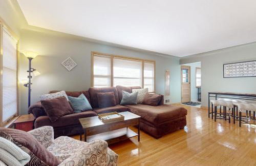 Close to Lake Harriet! Walkable Gem Near Shopping - Foto 3