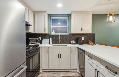 Spacious 4BR Retreat in Vibrant Smyrna Near Lakes - Foto 40