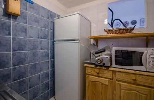 GuestHost - Dreamy Sea View with Pool - Photo 25