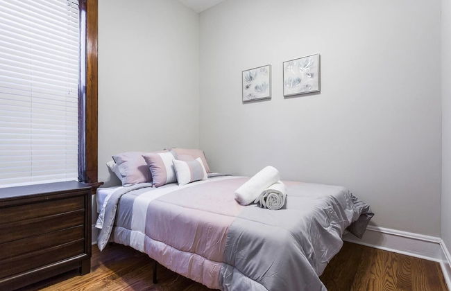 Cozy Depaul 2 Bedroom near Train, University, & Cubs - Foto 2