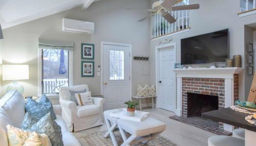 Less Than 1 Mile to Beach with Custom Fire Pit - Foto 5