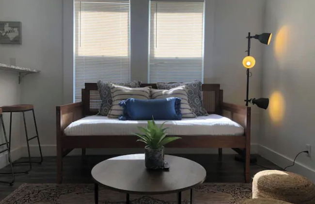 Find Your Comfort at Downtown Cozy 2br/2ba - Foto 13