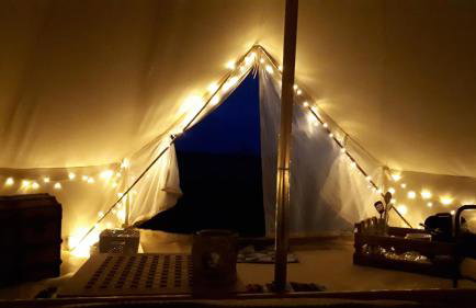 6 Guests - Bell Tent - Wood Stove - Parking - Foto 13