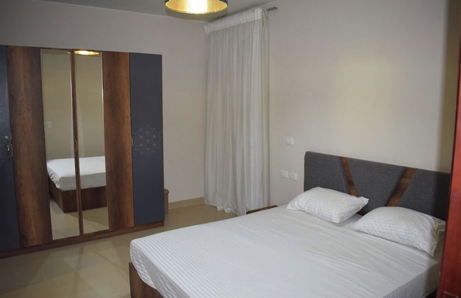 Whispering Waters, Two Bedroom With a Garden, Azha - Foto 5