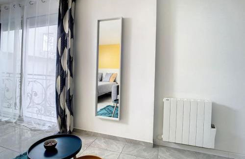 SUPERBE STUDIO HYPER CENTRE TOUT ÉQUIPÉ WIFI NETFLIX 2PERS - Foto 21