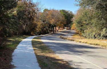 Soundside, canalfront Outer Banks house near ocean - Foto 41