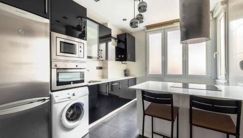 Bilbao Volantin II with jacuzzi by Aston Rentals - Foto 4, stove, dishwasher