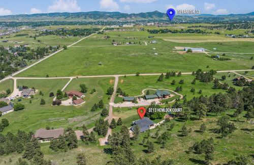 Black Hills Getaway with Hot Tub & Game Room for 18 - Foto 63