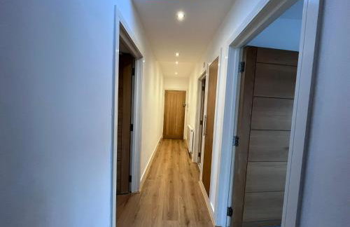 Sleek Modern 2BDR Flat in Charming Pinner - Foto 9