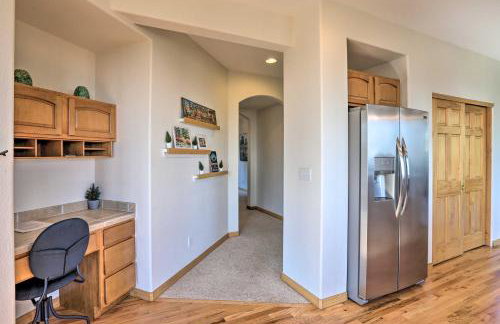 Spacious Evergreen Home with Picturesque Views - Foto 14