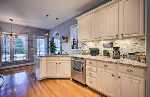 Tranquil Greensboro Home with Fire Pit! - Foto 8