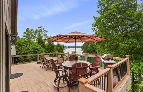 Lakefront Keowee Home with Dock, 14 Mi to Clemson - Foto 27