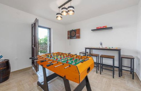 Stunning Home In Prizna With Wifi - Photo 32