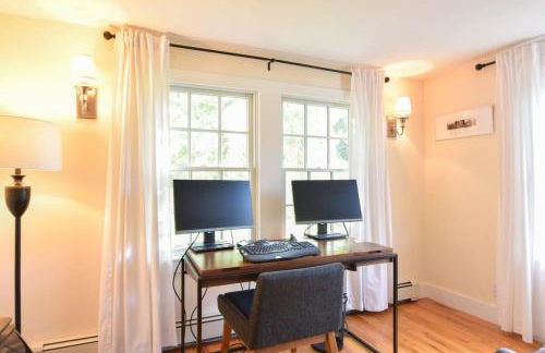 Pristine Multi-Family Home w Barn Game Room - Foto 8