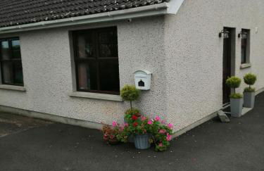 Lynn's Lodge, International Airport 15mins - Foto 1