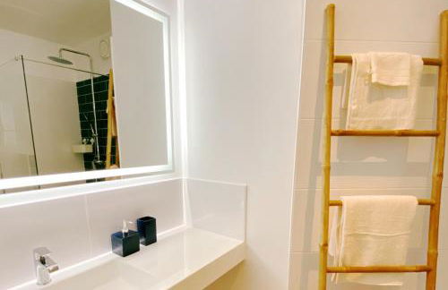 Le Bohème ⸱ Stationnement gratuit ⸱ Fibre - Foto 9