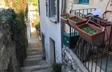 Maisonnette typique, coeur du village médiéval de Sauve - Photo 23