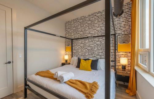 Bright and Bold Escape with NYC Views and Free Parking, Sleeps 9 and 2 Baths - Foto 19