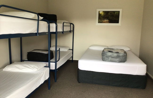 Fiordland Great Views Holiday Park - Photo 18