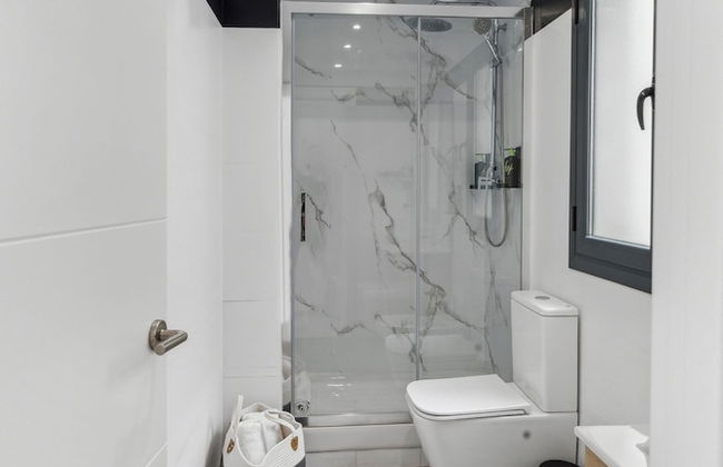 Limehome Madrid Calle de la Paloma - Photo 47