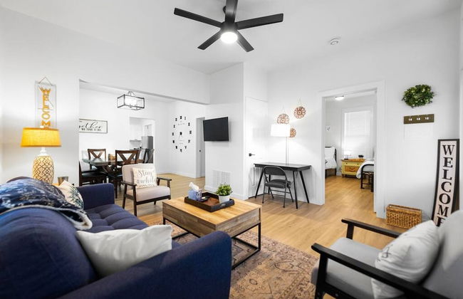 New Charming 2-bedroom Home Minutes to Downtown - Foto 2