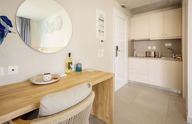 Sarpidon Suites - Photo 7