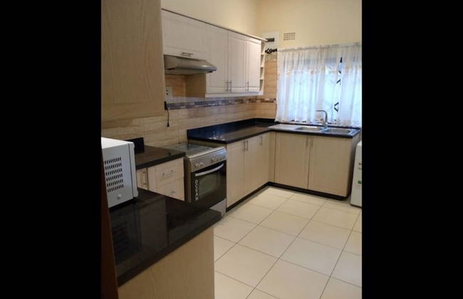 3 Bedrooms Exclusive Apartment in Kaludu - Foto 5