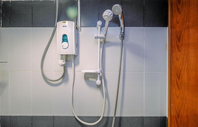 Classic And Cozy Studio At Cinere Bellevue Suites Apartment - Photo 10