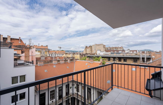 The Rose Garden Apartments - Photo 66