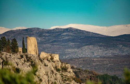 Holiday Home in Drni with Pool & Etnoland - Foto 8