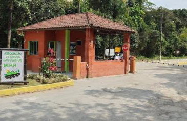 CASA TERREA WI-FI 3 SUITES 900m PRAIA DE GUARATUBA SP - Foto 8