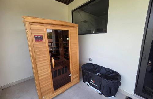 Jungle Serene Lux Home with Pool Sauna Ice Bath - Foto 27