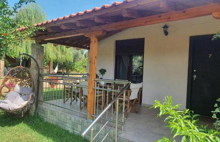 Katina's House - Photo 2