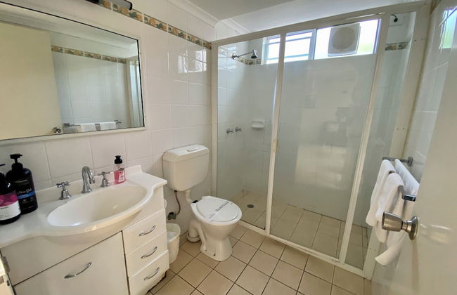 Reef Gateway Apartments - Photo 32