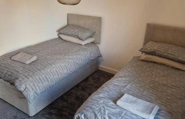 Luxury Corner Apartment by Cambridge Station with Free Allocated Underground Parking & Flexible Beds - Foto 26