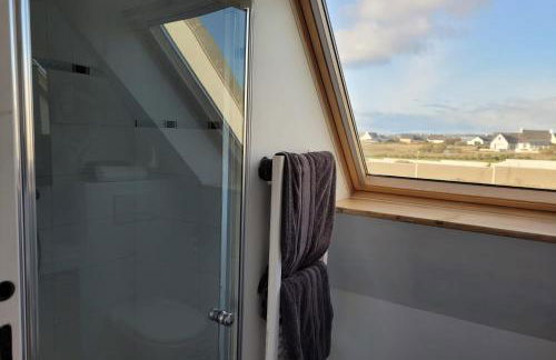 Tipoz'Immo - Le Cocon accès direct plage - chambre vue mer - animaux bienvenus - wifi inclus - linge inclus et lits faits - proche des commerces et des attractions touristiques - Foto 20