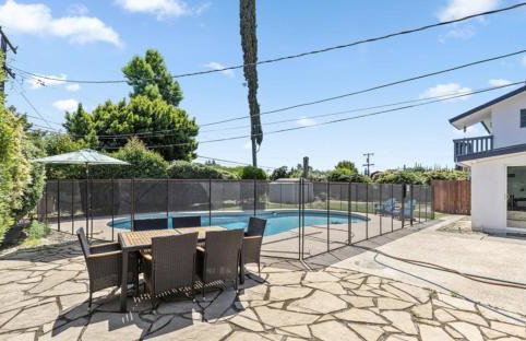 Homey Pool Fun Gameroom Sunnyside Retreat - Foto 2