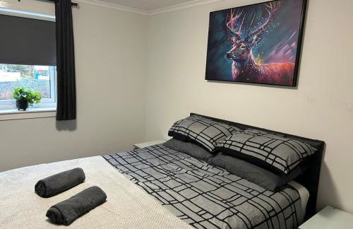 Spacious 2 bedroom apartment, entire place - Foto 2