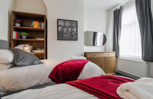 3 Bed House Near Liverpool Parking Sleeps 5 - Foto 37