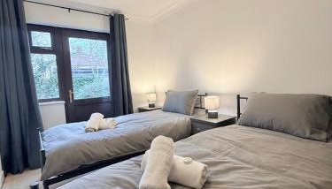 Stylish 3BR Cambridge Bungalow, Near Science Park - Foto 5