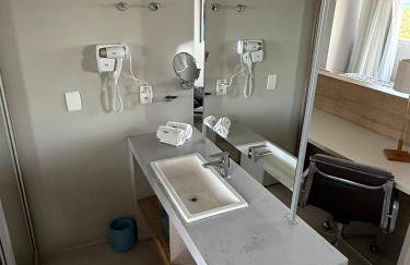 Paiva Home Cama King ou duas camas de casal By DeltaFlats - Foto 29