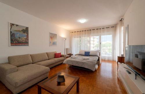 Portofino Spacious Apartment - AC - City Center - Foto 41