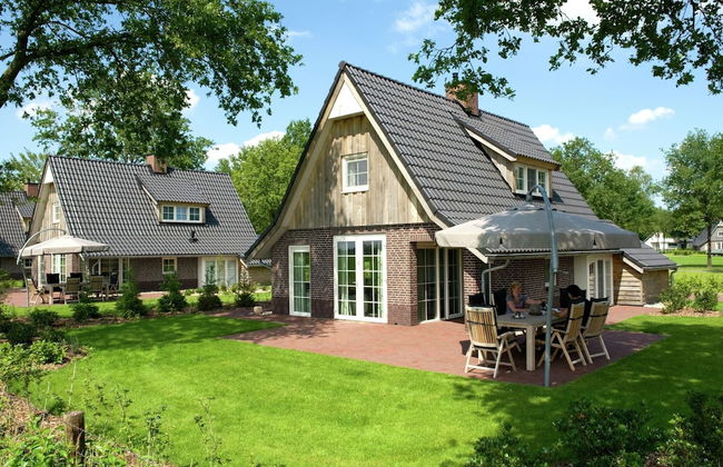 Villa w/ Sauna & Bubble Bath - Foto 14