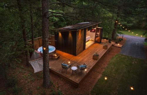 Glamping cottage with glass front and hot tub! - Foto 2