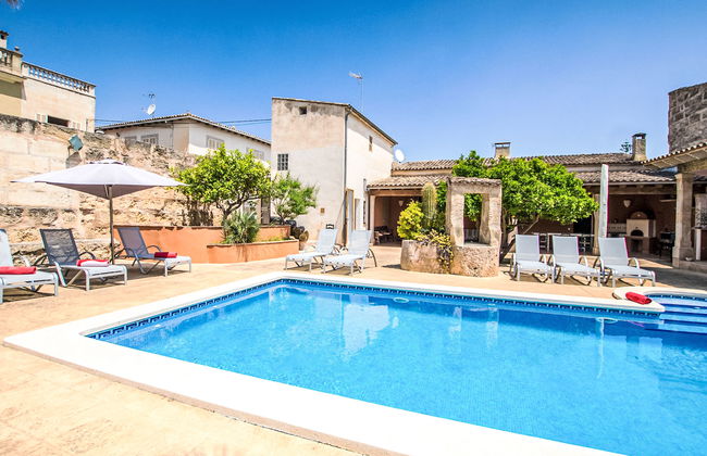 5 bedroom House in Maria de la Salut with private pool and garden - Photo 27