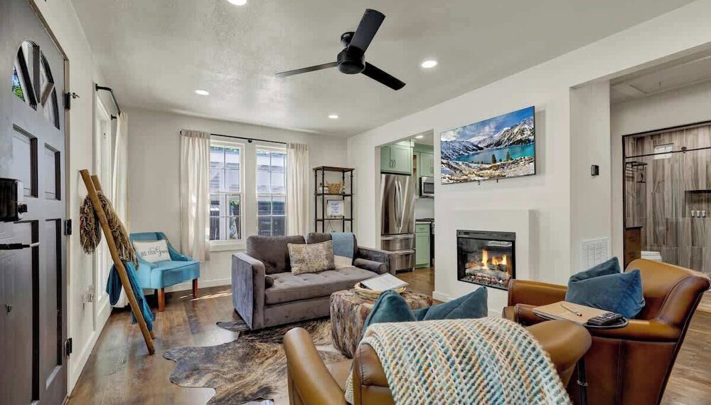 Southern Charm - Near Main With Hot Tub - Foto 1, Immagine principale
