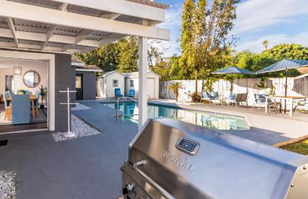 Sun Bay Getaway - Backyard Pool w Winter Rates - Foto 29