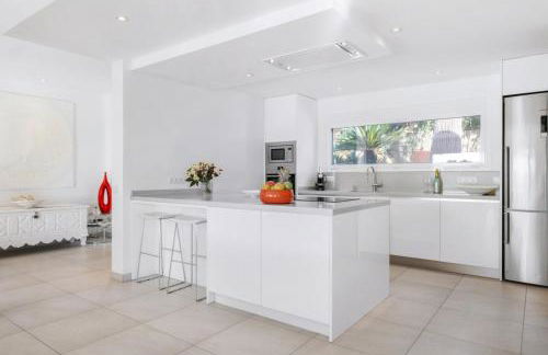 Elevated Living: 5 Br Villa in Ibiza City, 1275 - Foto 20