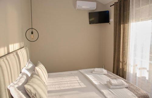 Lila's villa maisonette with private pool - Foto 19