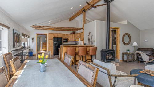 3076 W Highway 160 - Guest House - Photo 2